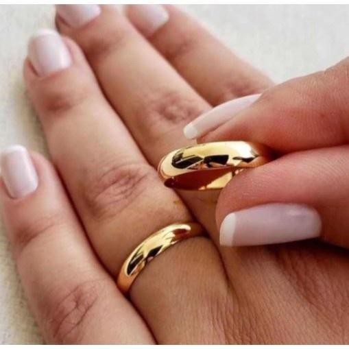 Par de Alianças de Casamento Banhado a Ouro