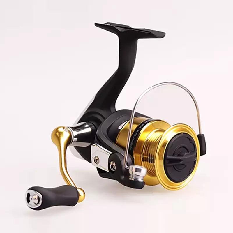 Molinete Daiwa New RS com Recolhimento 5.1:1 (8 e 9kg de Arrasto)