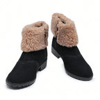 Bota Feminina Peluciada Cano Médio com Zíper