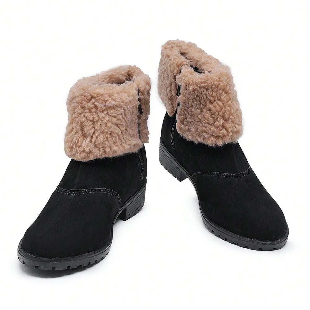 Bota Feminina Peluciada Cano Médio com Zíper