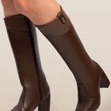 Bota Feminina de Couro  Cano Alto