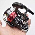 Molinete Daiwa Sweepfire CS com Recolhimento 5.3:1 de 4 à 8kg (Arrasto)
