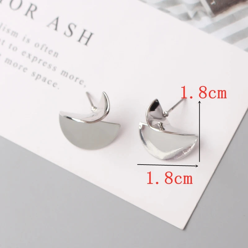 Brincos Fashion em Forma de S