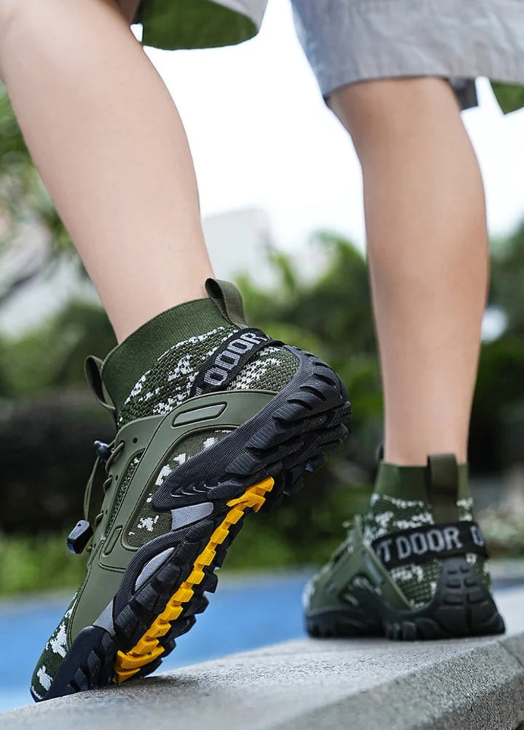 Bota Outdoor TitanTrail™ 2026 – Caminhada, Pesca e Aventura