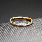 Aliança com Pedra em Zircônia Aço Inoxidável