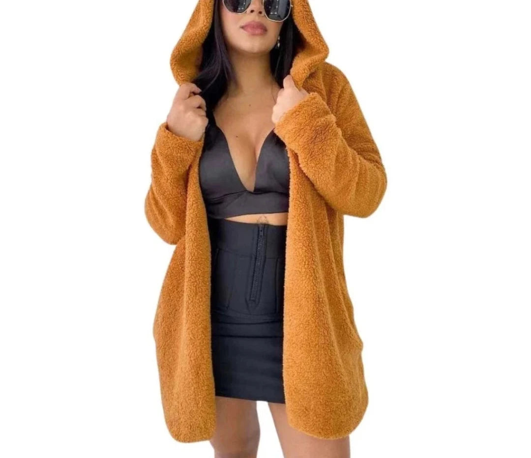 Casaco Teddy Peludo Feminino com Capuz Tamanho Único